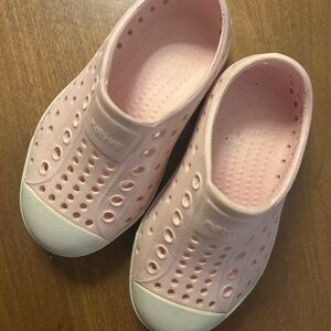 Native Shoes Kids Pink and White Water Shoes
